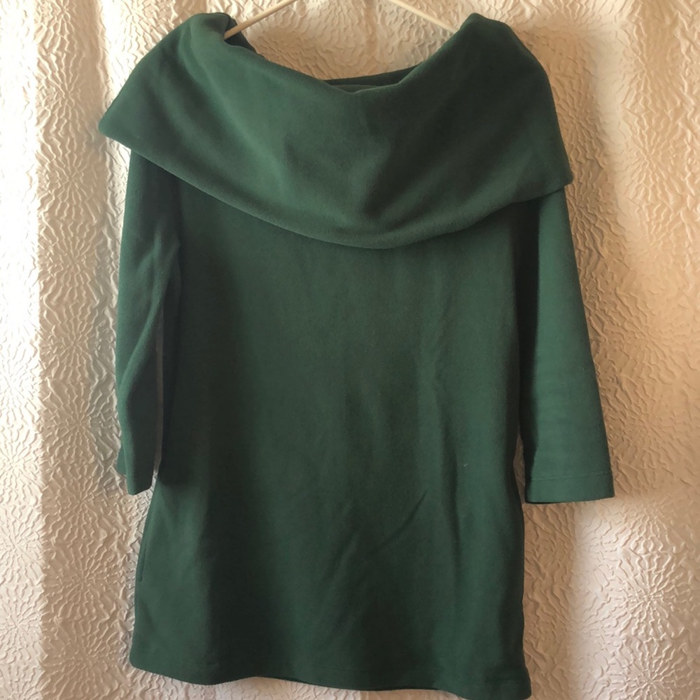 Hunter green fleece cowl